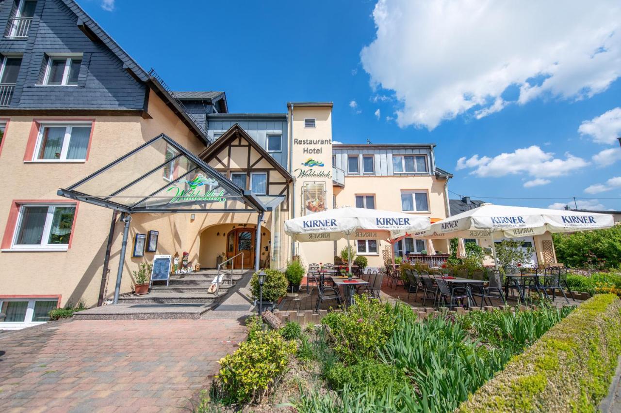 Waldesblick, Hotel-Restaurant Лар Экстерьер фото