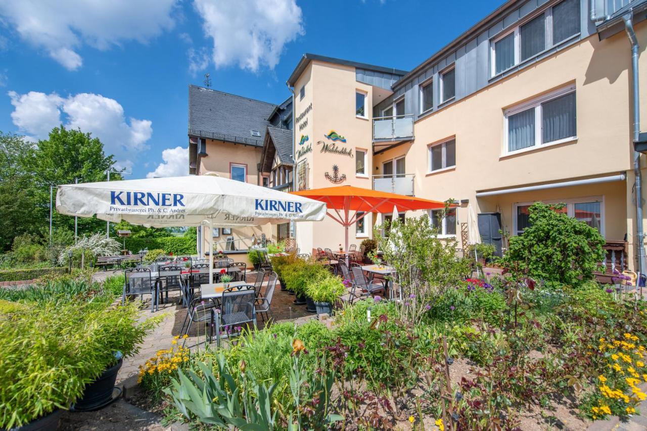 Waldesblick, Hotel-Restaurant Лар Экстерьер фото